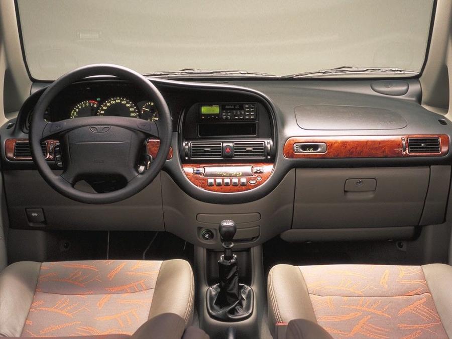  Daewoo Tacuma 2000 года  (фото 4 из 11)